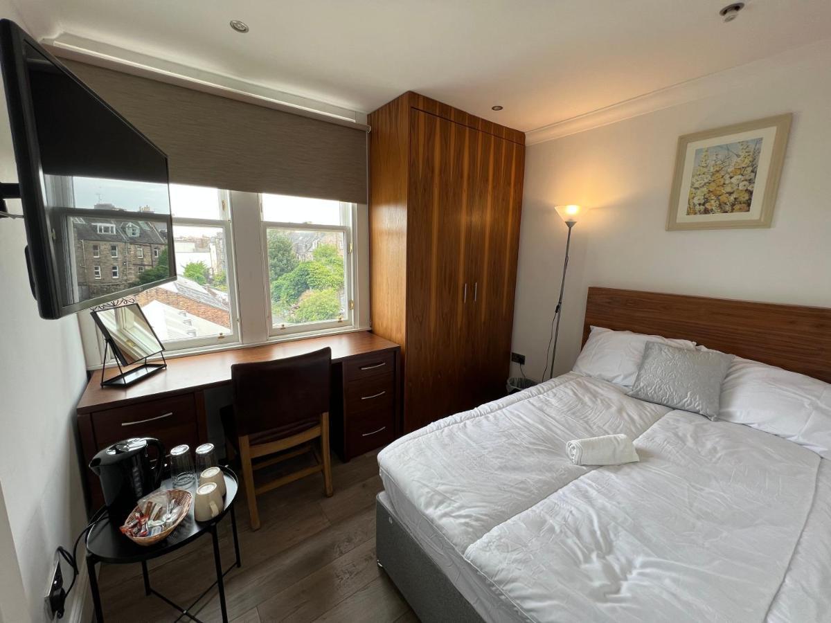Cosy Double Room City Centre Edinburgh Bagian luar foto